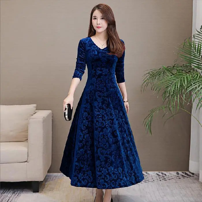✨️【M-4XL】Őszi téli új stílusú divat plusz méretű elegáns arany bársony meleg hosszú ujjú ruha
